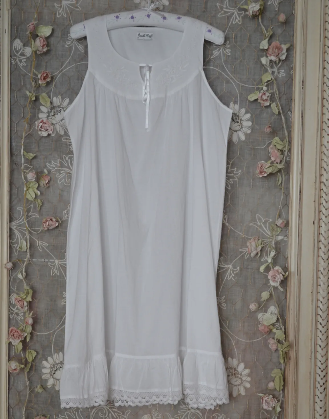 Nora Sleeveless Nightdress - Powell Craft